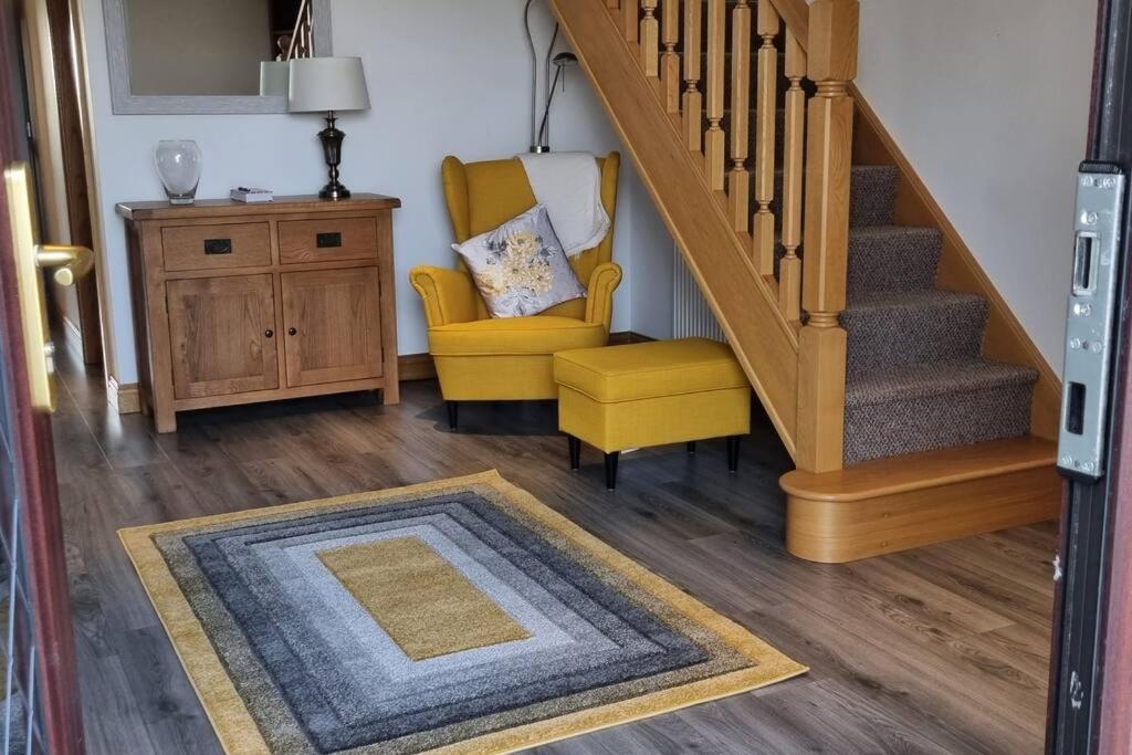 Grace'S Place With Hot Tub & Games Room Carrickfergus Exterior photo